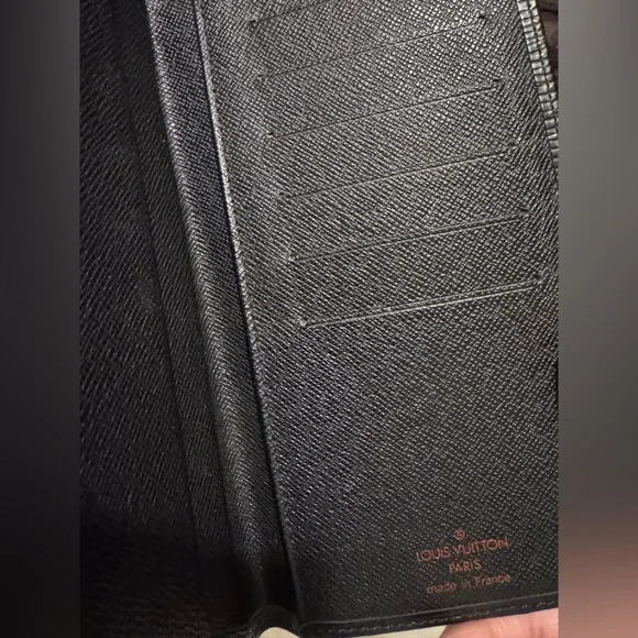 Louis Vuitton Epi Brazza Leather Wallet - Picture 4 of 5